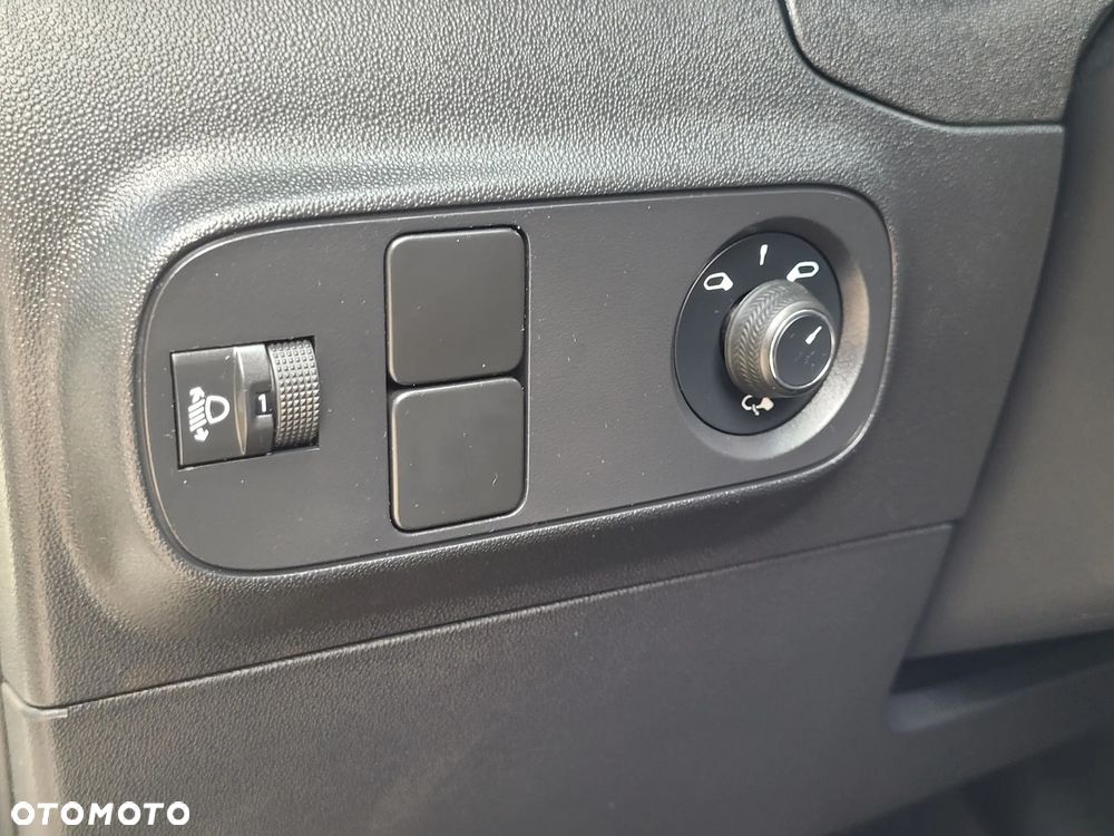 Citroën C3 1.2 PureTech Shine - 22
