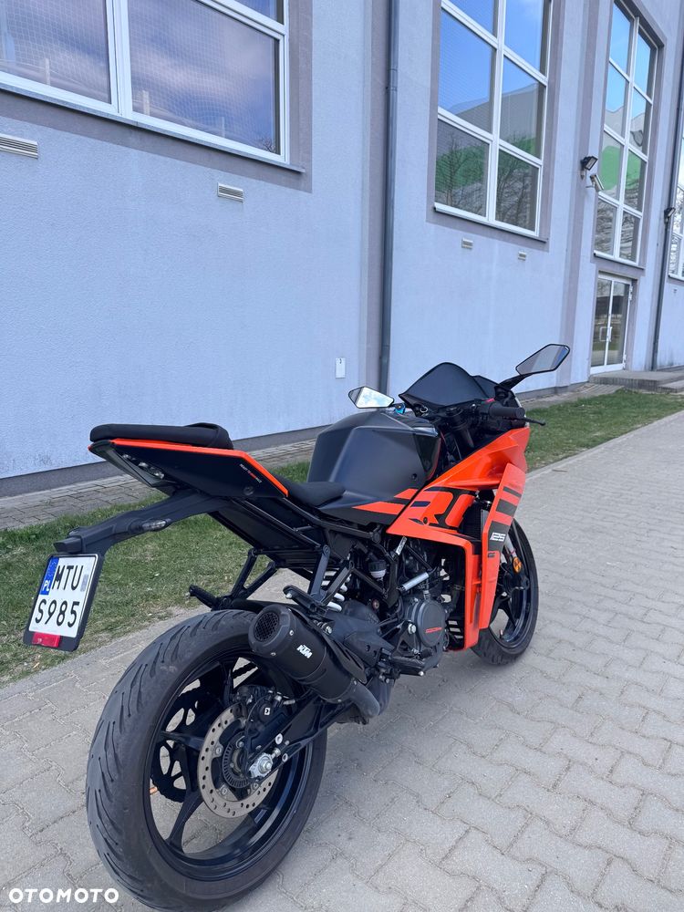 KTM RC 125 - 8