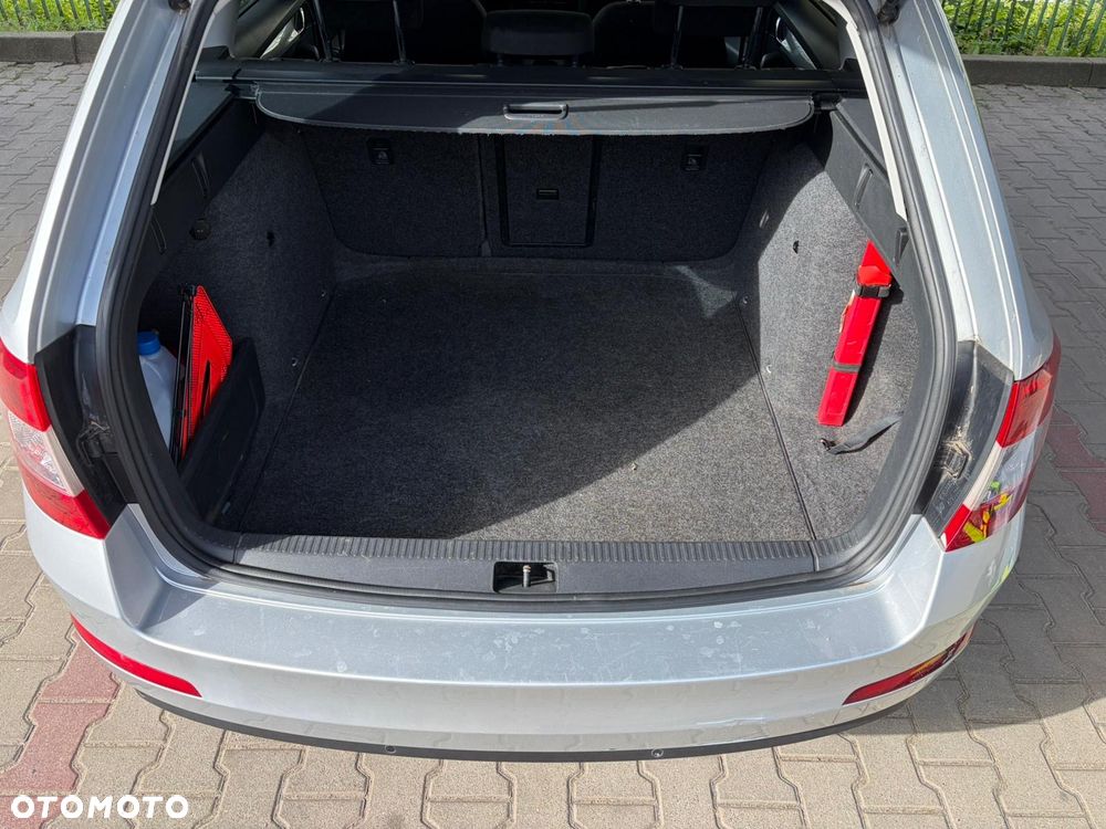 Skoda Octavia 1.4 TSI Edition DSG - 6