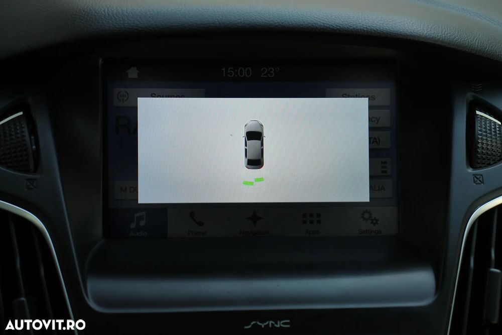 Ford Focus 1.5 EcoBlue Start-Stopp-System Aut. COOL&CONNECT DESIGN - 12