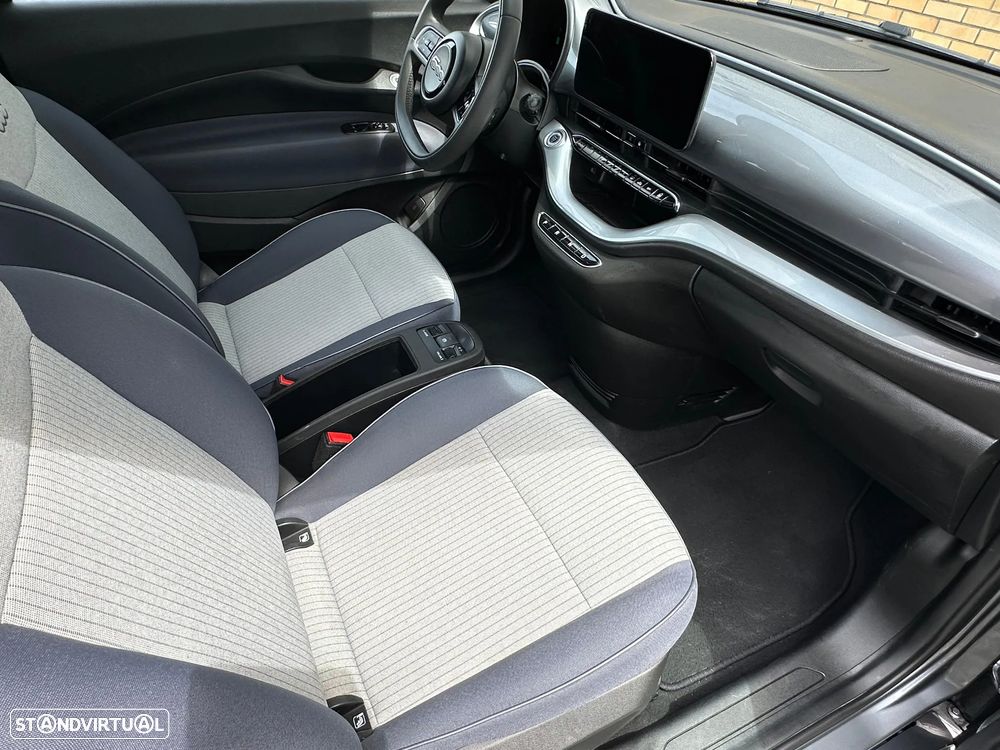 Fiat 500e 42kWh ICON - 24