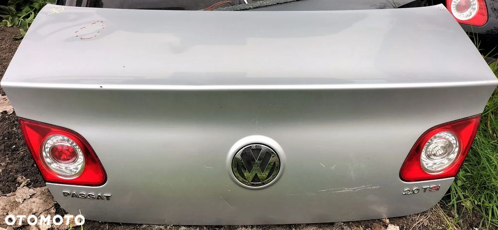 VW PASSAT B6 SEDAN KLAPA TYLNA TYŁ KOMPLETNA - 1