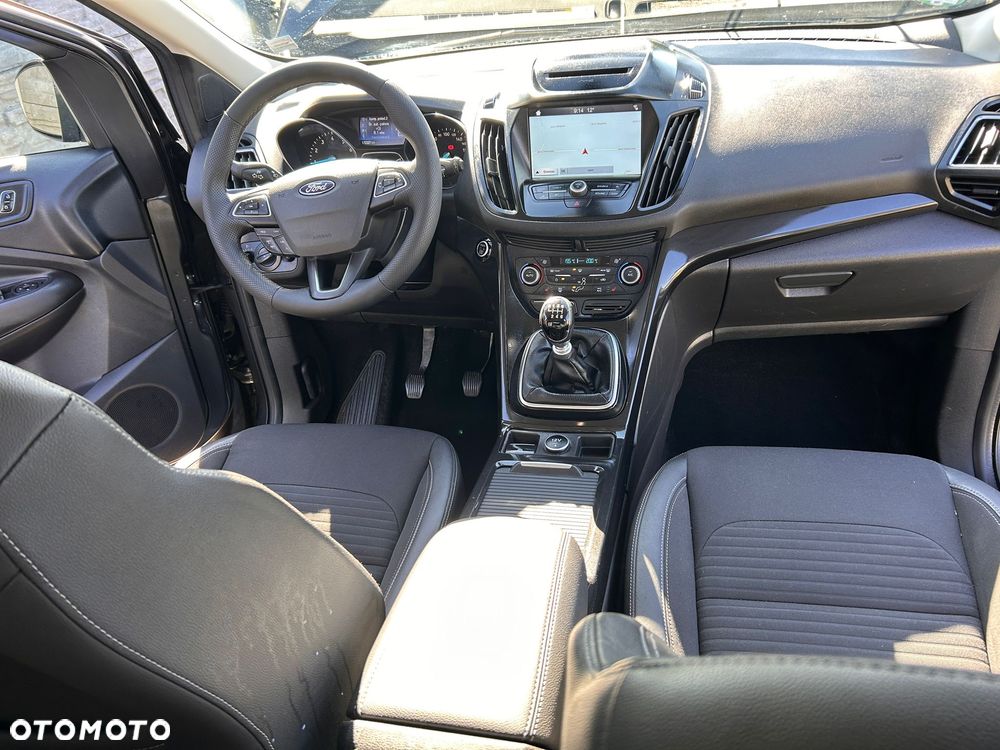 Ford Kuga 1.5 EcoBoost 2x4 Individual - 17