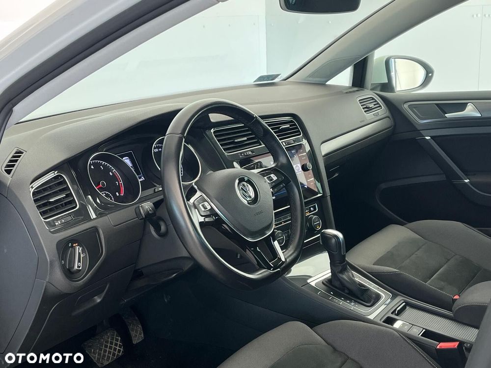 Volkswagen Golf 1.5 TSI BMT Evo Comfortline DSG - 16