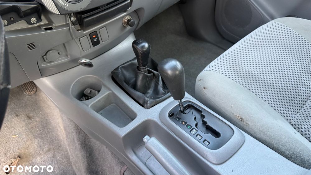 Toyota Hilux - 20