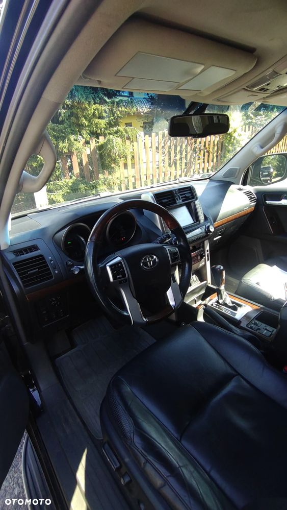 Toyota Land Cruiser - 5