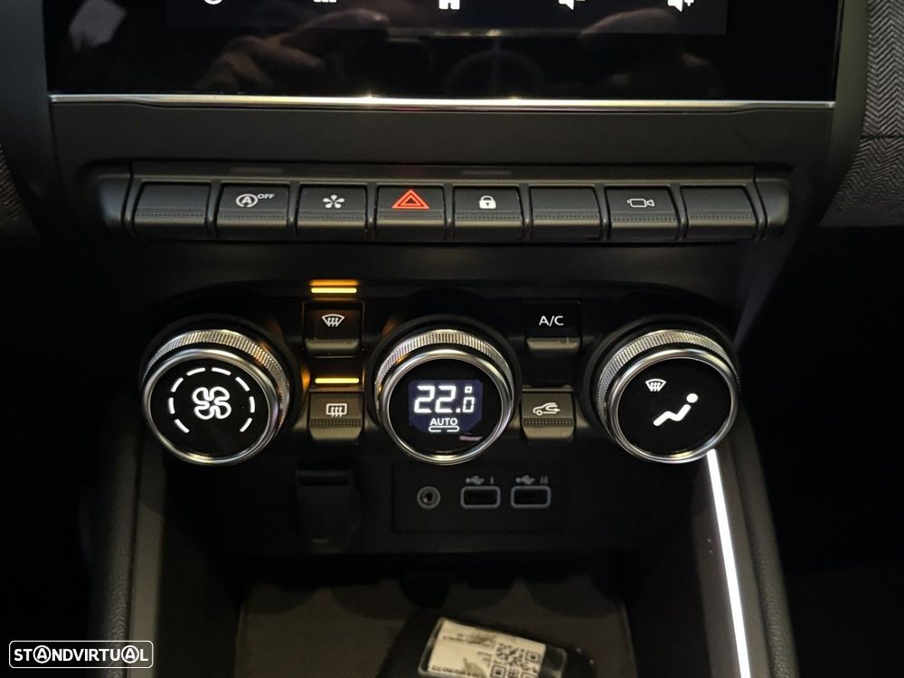 Renault Clio 1.0 TCe Techno - 24