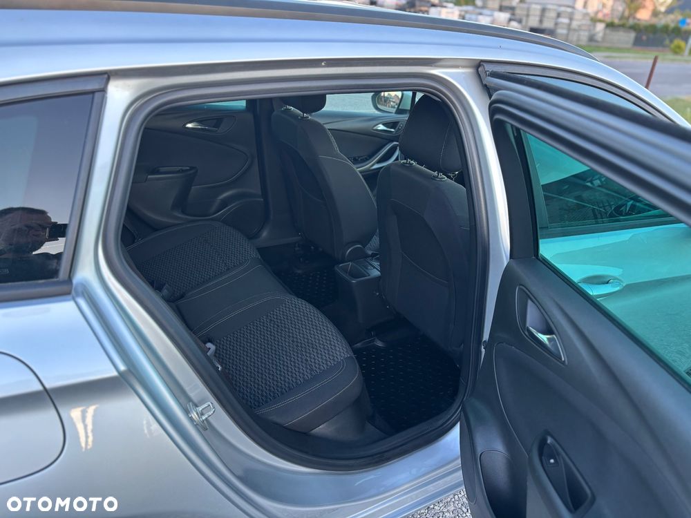 Opel Astra - 12