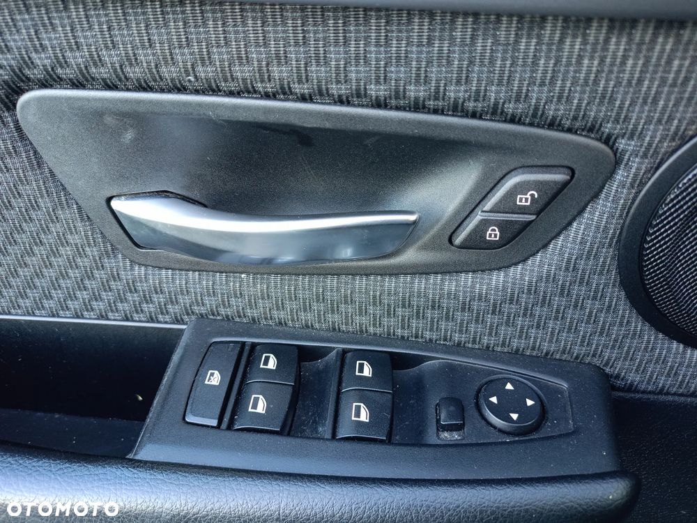 BMW Seria 2 218i Advantage - 29