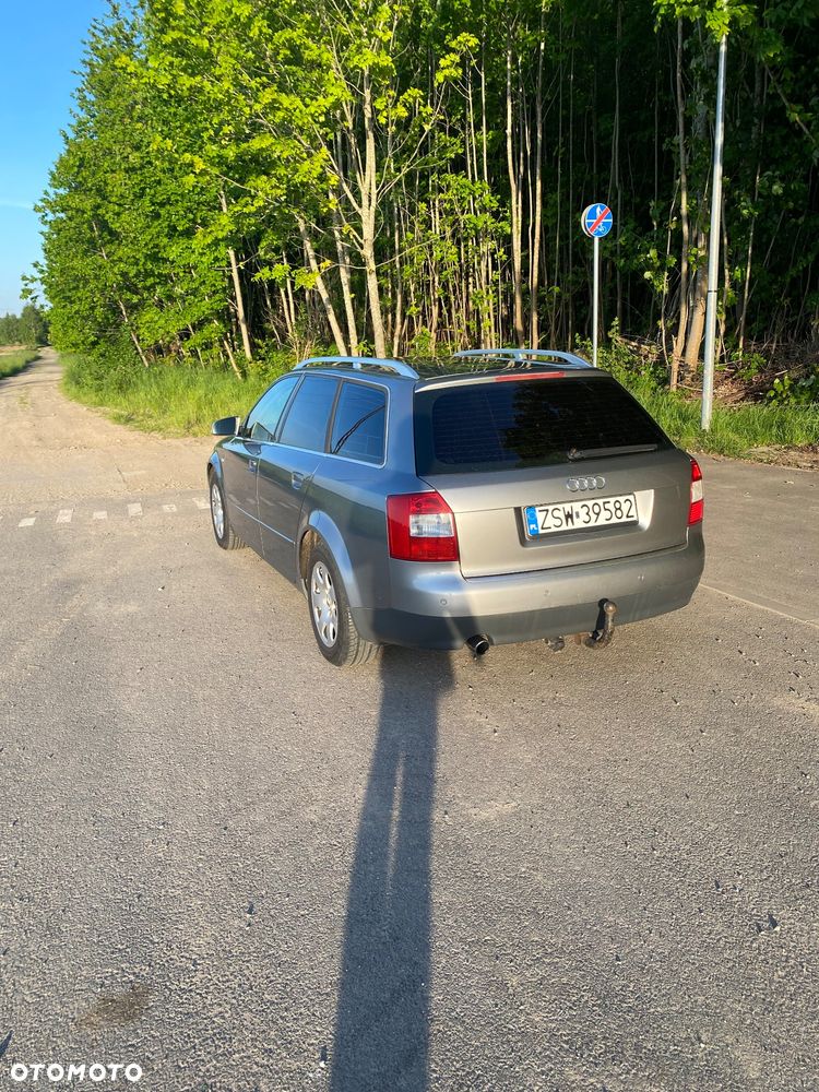 Audi A4 Avant - 6