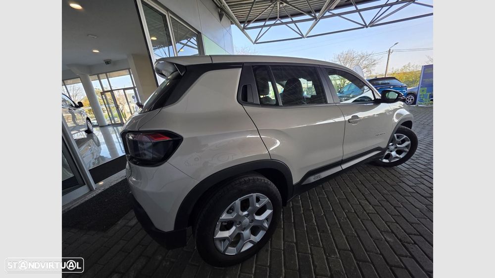 Jeep Avenger 1.2 GSE T3 Altitude - 5