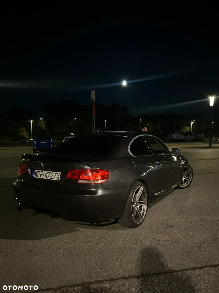 BMW Seria 3 320d Coupe - 8