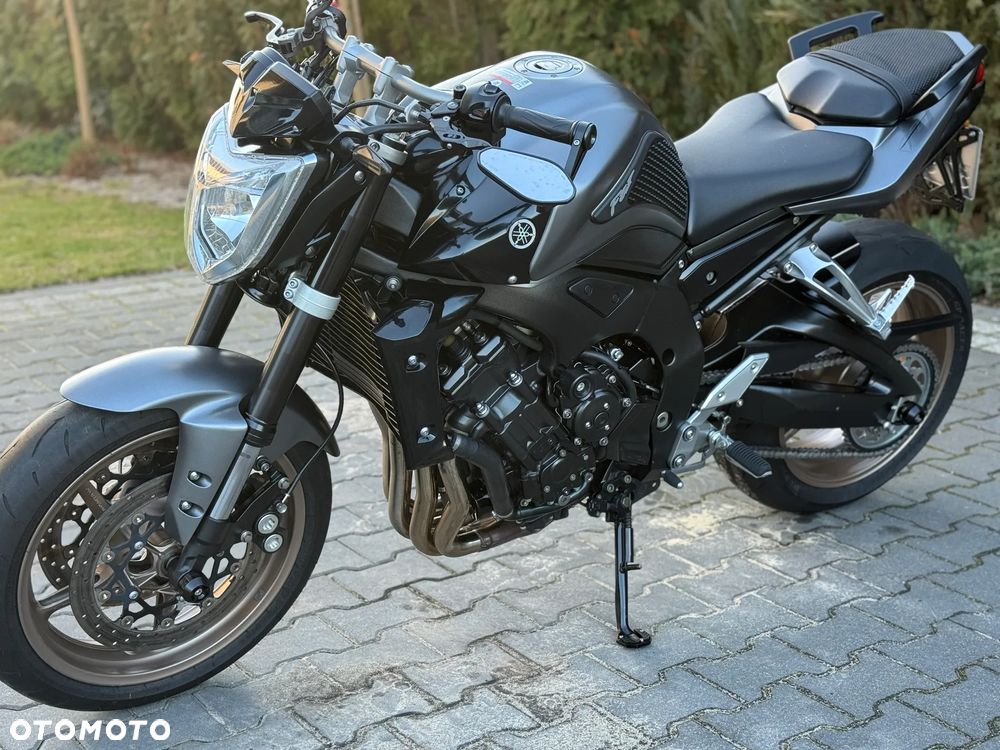 Yamaha FZ - 5
