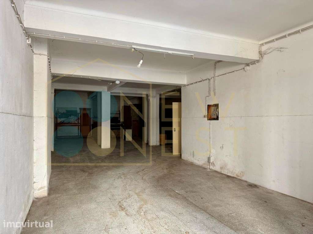 Garagem / Armazém na Camarinha com casa de banho | Setúbal - Grande imagem: 4/12