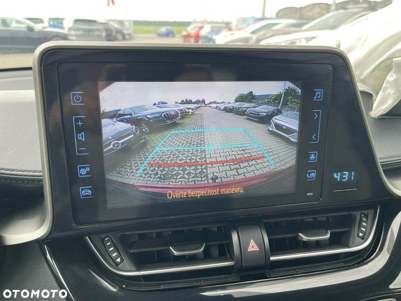 Toyota C-HR 1.8 Hybrid GPF Selection - 16
