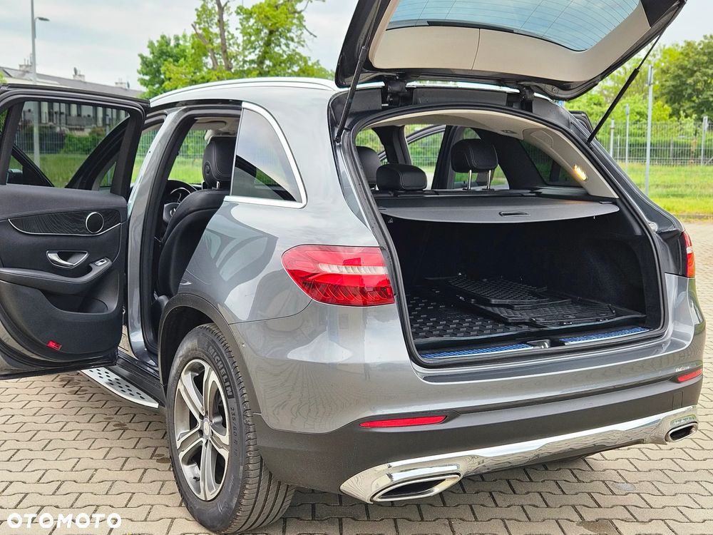 Mercedes-Benz GLC - 24