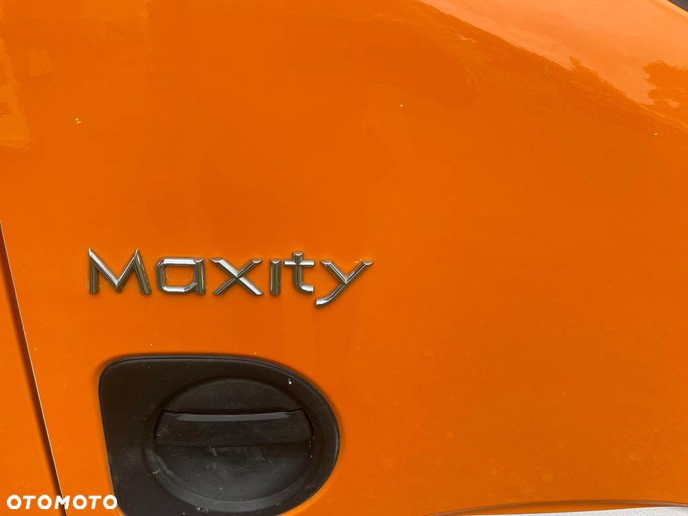 Renault MAXITY - 26