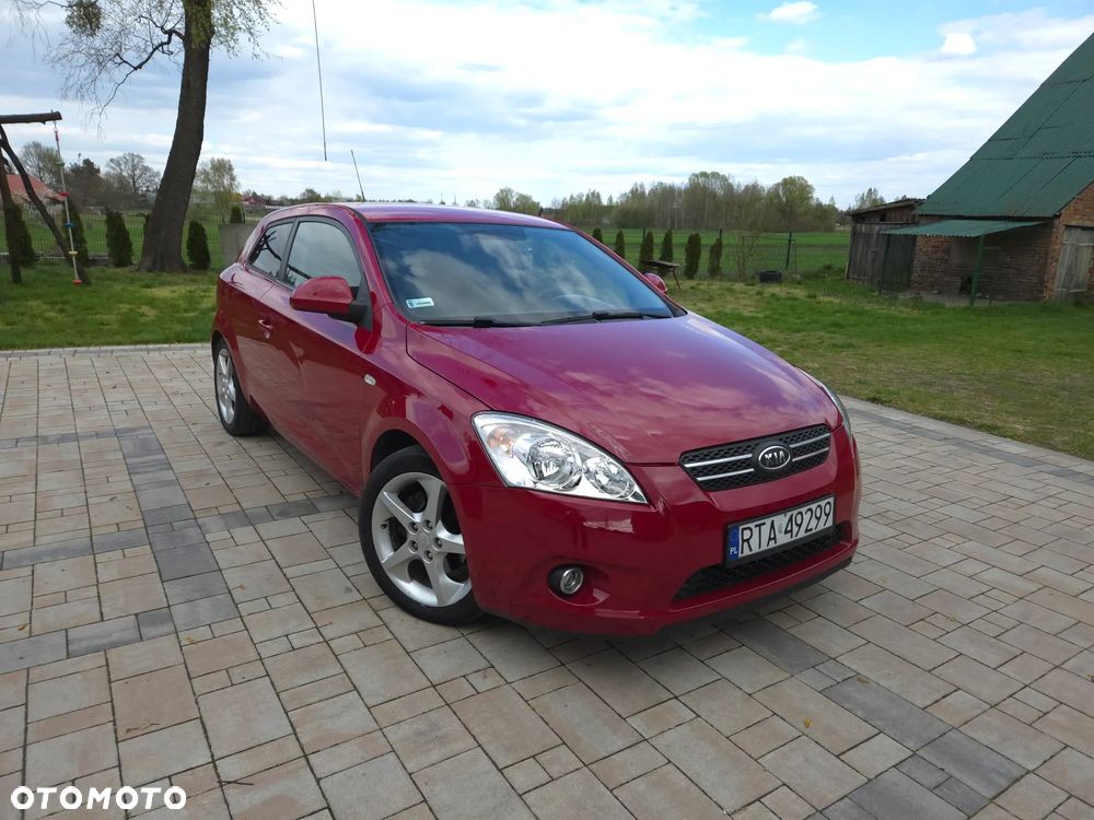 Kia Ceed 2.0 CVVT EX - 1