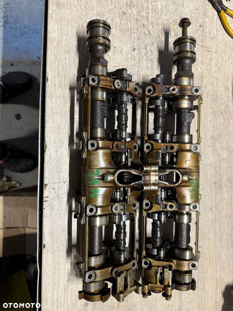 Wałek rozrządu lewy / prawy mimośrodowy N62 3.6 4.0 4.4 4.8 bardzo ładny mały przebieg