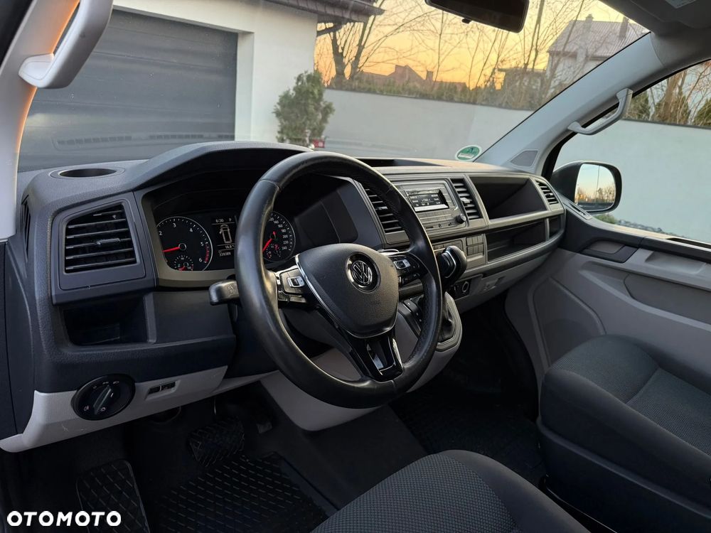 Volkswagen Transporter L1H1 DSG - 17