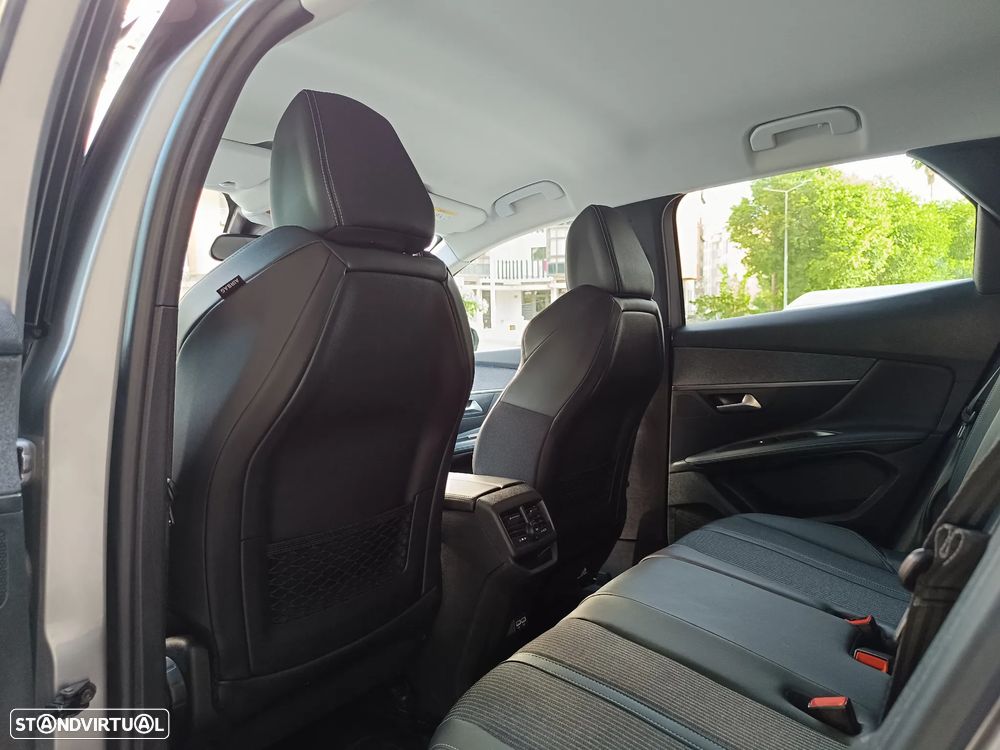 Peugeot 3008 1.2 PureTech Allure EAT8 - 16