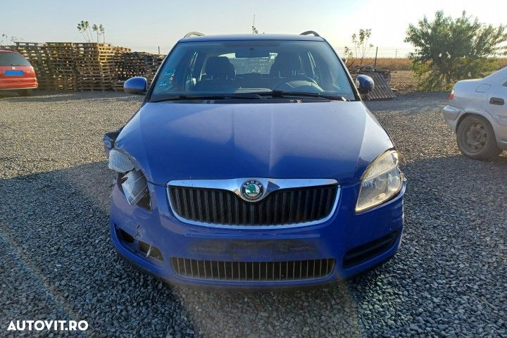 Radio cd 5J0035161 Skoda Fabia 5J [2007 - 2010] Combi wagon 5-usi 1.4 - 7