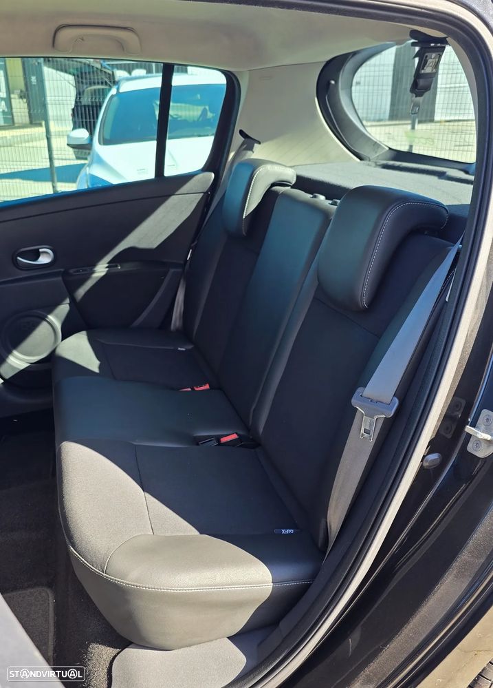 Renault Clio 1.2 16V Dynamique S - 20
