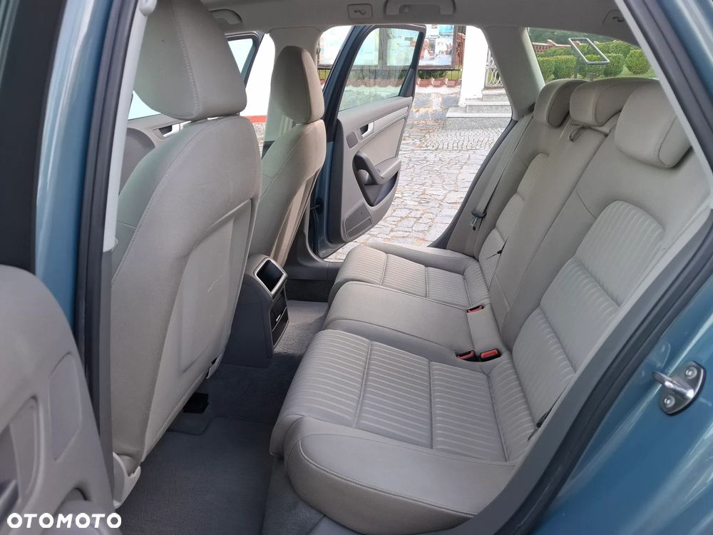 Audi A4 Avant 3.0 TDI DPF quattro tiptronic Attraction - 16
