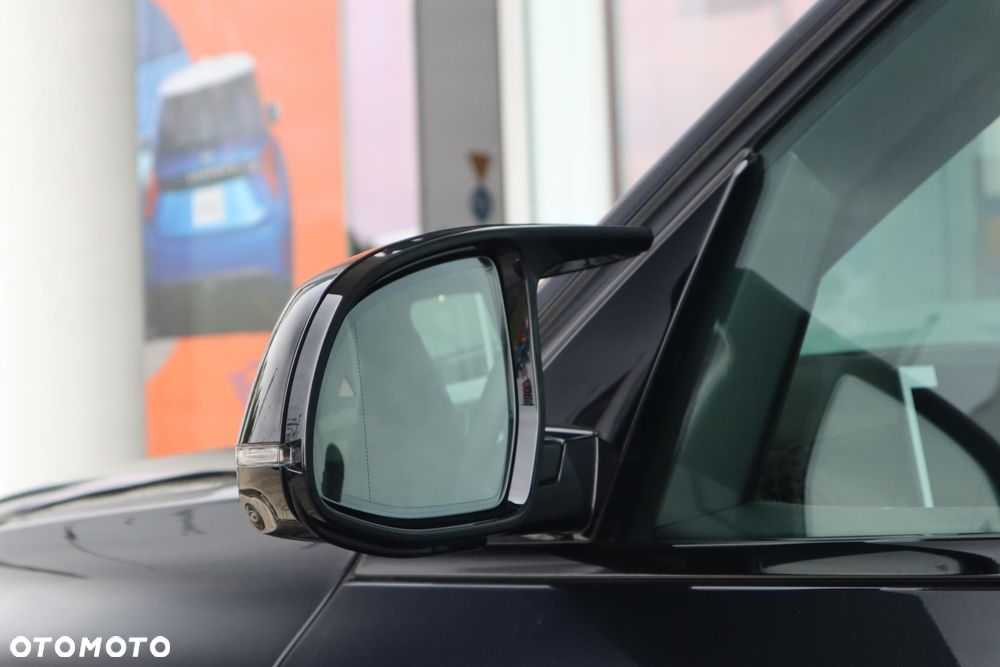 BMW X7 - 9