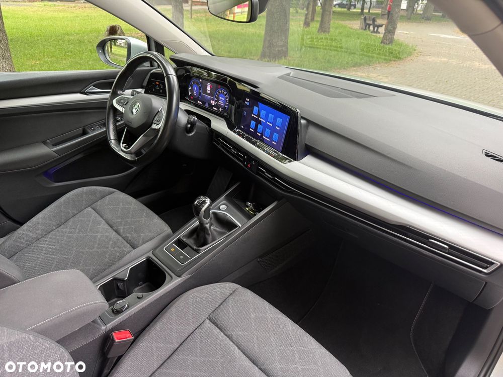 Volkswagen Golf Variant - 30