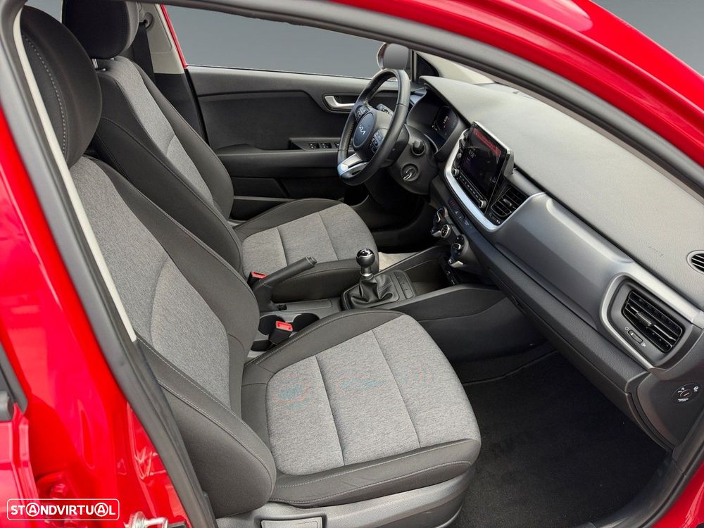 Kia Stonic 1.2 MPi Dynamic - 16