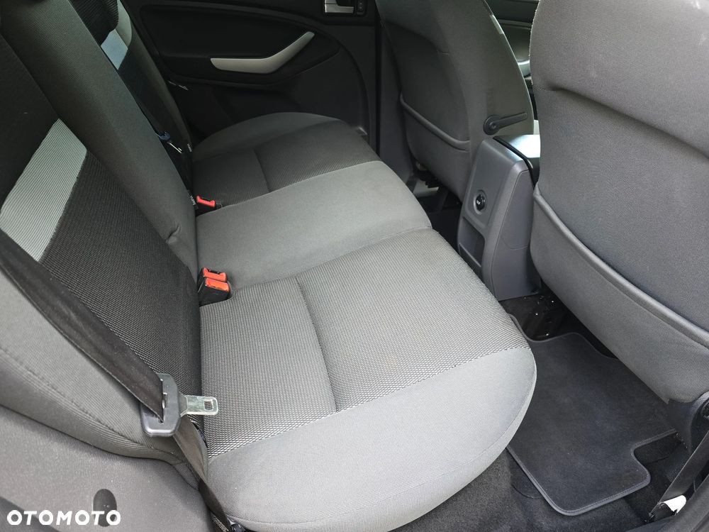 Ford Kuga 2.0 TDCi 2x4 Trend - 19