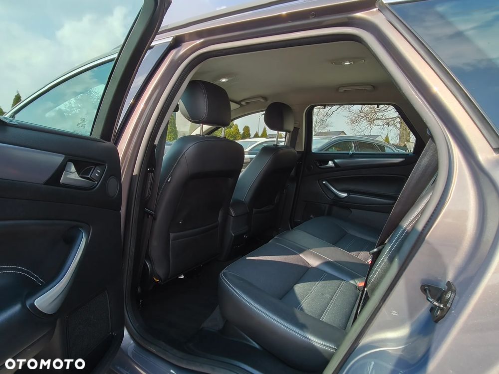 Ford Mondeo 2.0 TDCi Titanium - 29