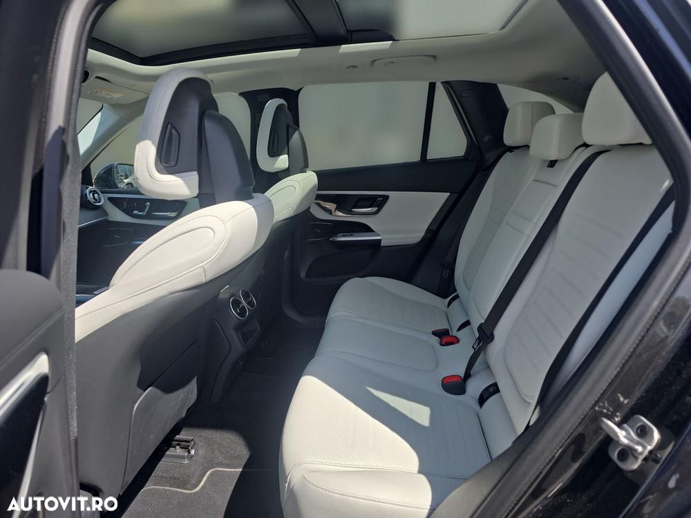 Mercedes-Benz GLC 300 4MATIC - 14