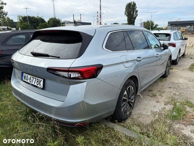 Skoda Superb 2.0 TDI SCR Selection DSG - 3