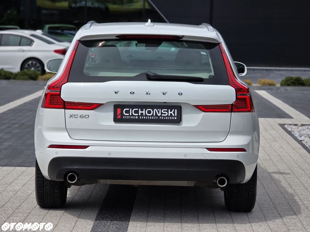 Volvo XC 60 T4 Momentum Pro - 7