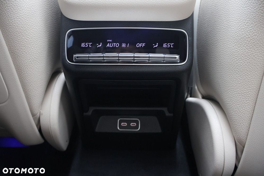 Mercedes-Benz GLE - 25