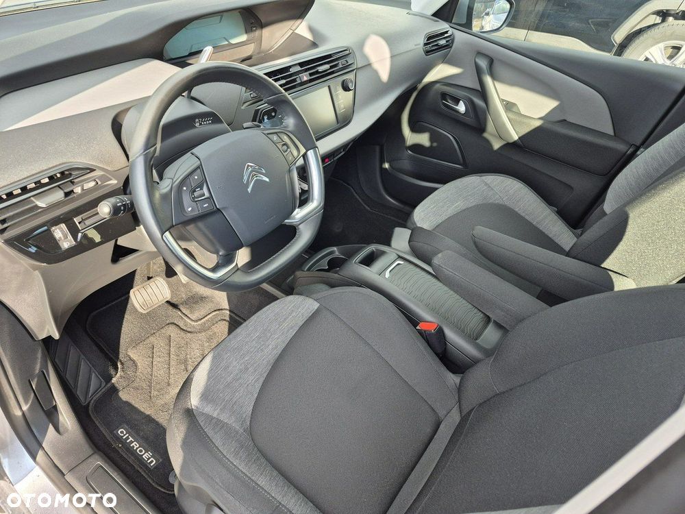 Citroën C4 Picasso - 11