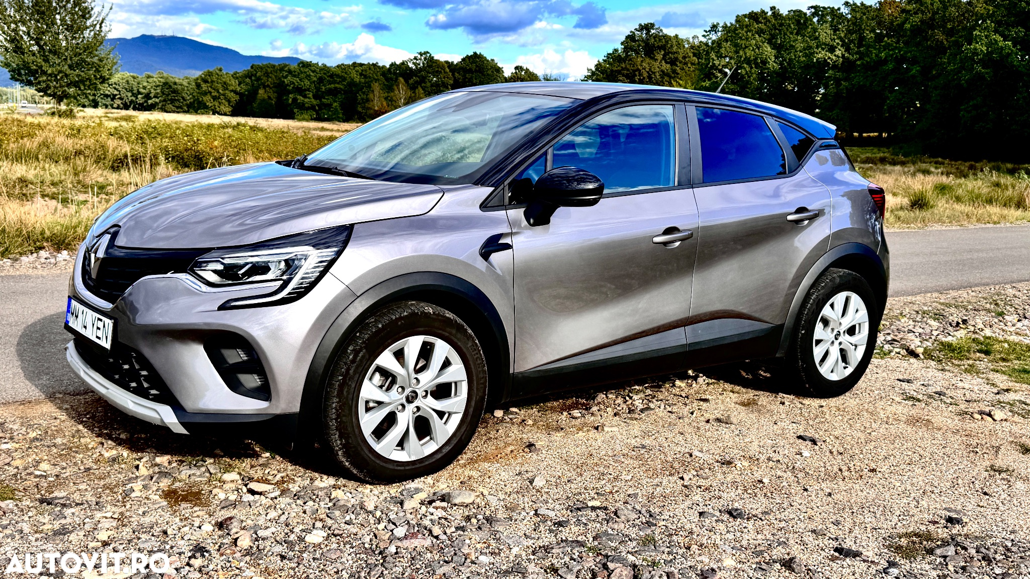 Renault Captur E-TECH Full Hybrid 145 Equilibre - 2