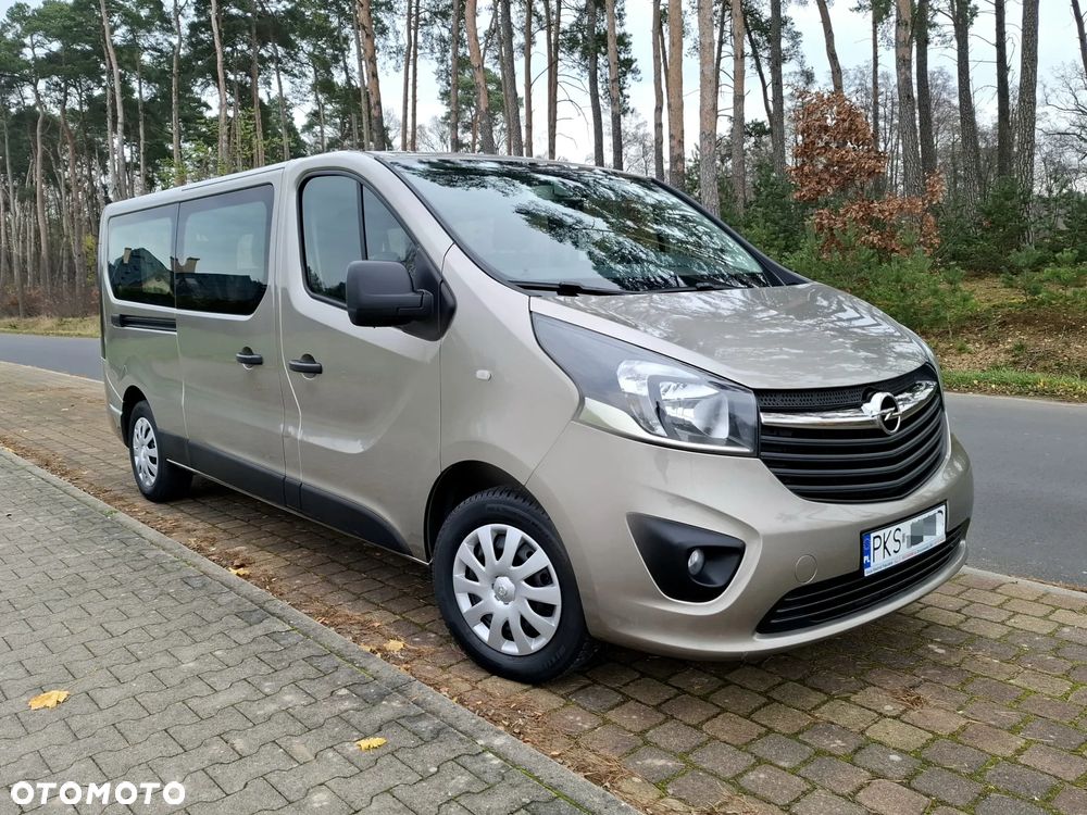 Opel Vivaro - 1