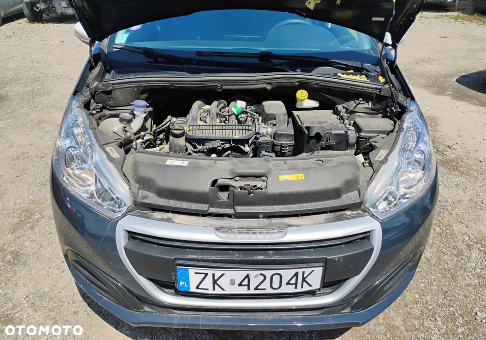 Peugeot 208 - 6
