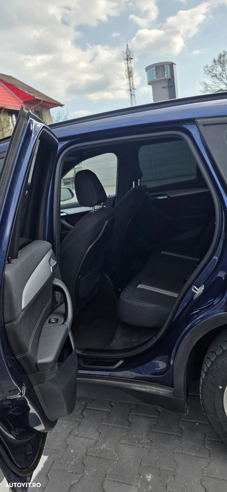 BMW X1 xDrive20d Aut. Sport Line - 10