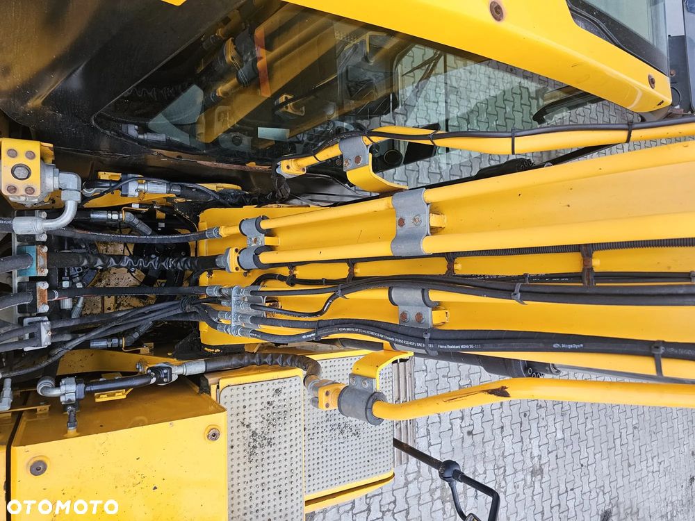 JCB 150X H Engcon - 18