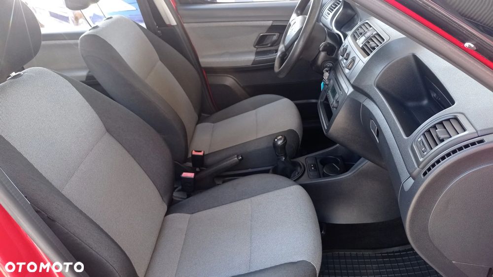 Skoda Roomster 1.2 Ambition PLUS EDITION - 36