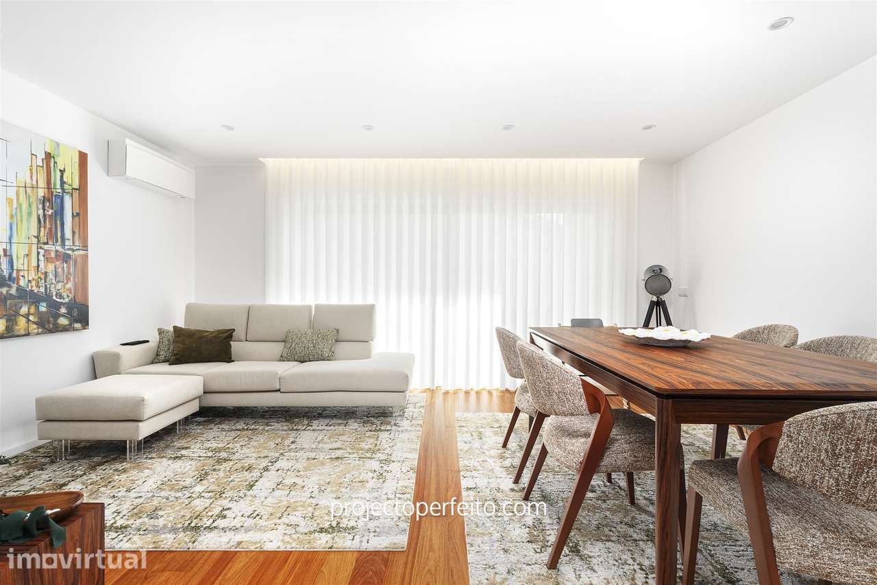 Apartamento T3 DUPLEX Venda em Espinho,Espinho - Grande imagem: 2/23