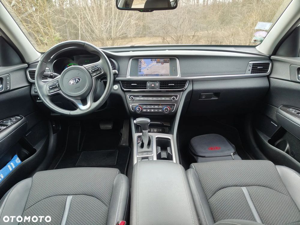 Kia Optima - 10