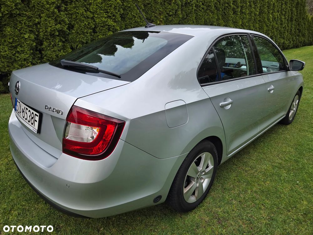 Skoda RAPID 1.0 TSI Ambition - 12