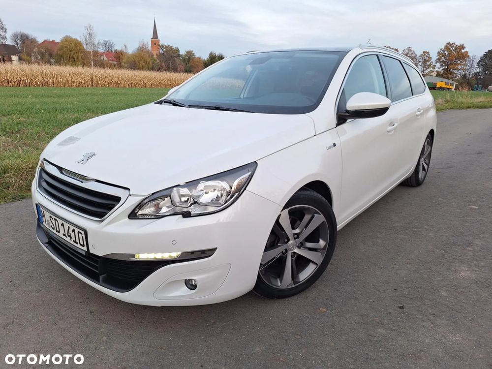 Peugeot 308 1.2 PureTech Allure S&S - 26