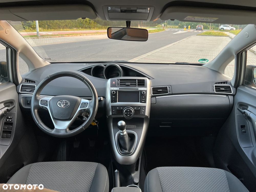 Toyota Verso 2.0 D-4D Sol - 9