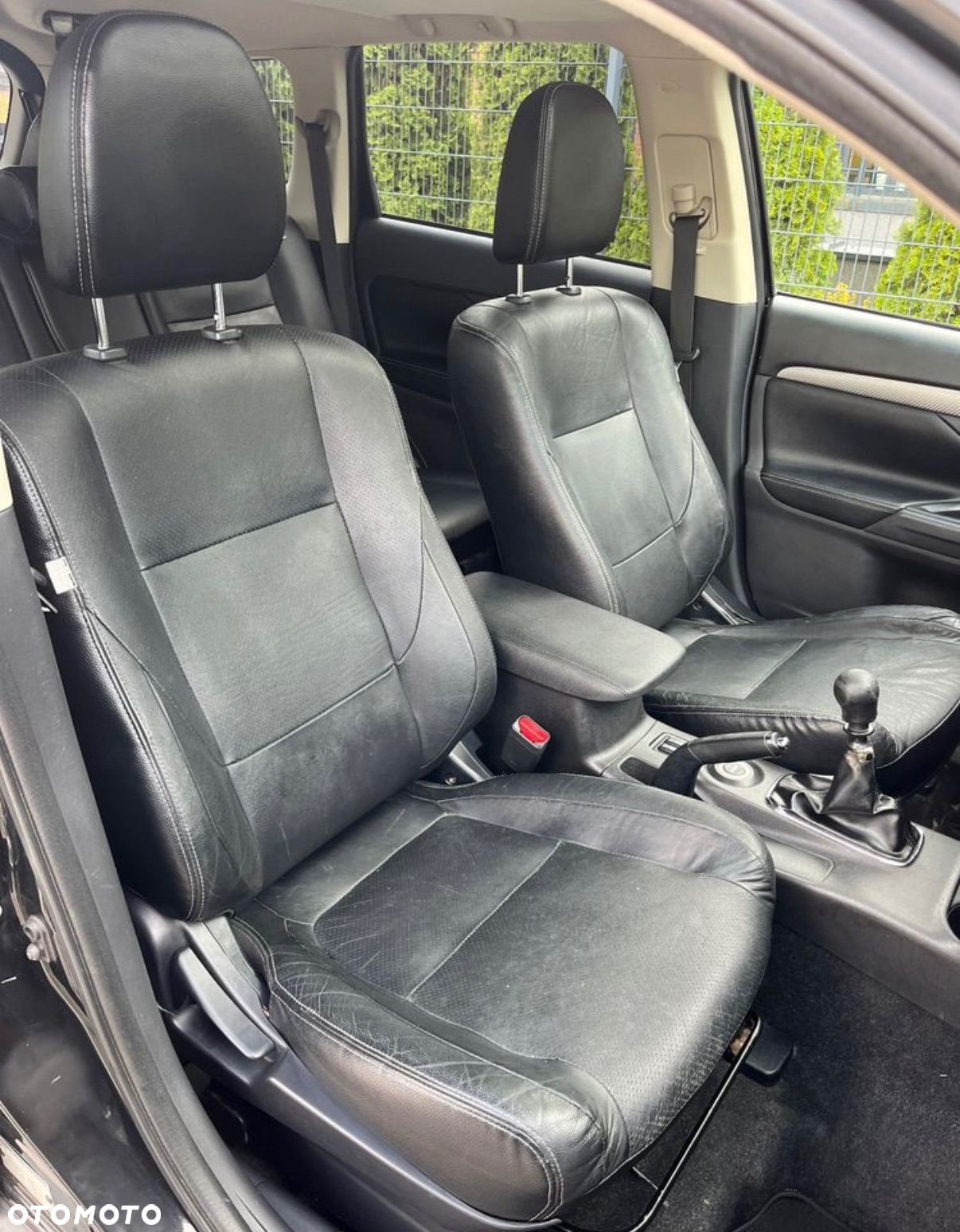 Mitsubishi Outlander 2.2 DI-D 4WD Instyle - 31
